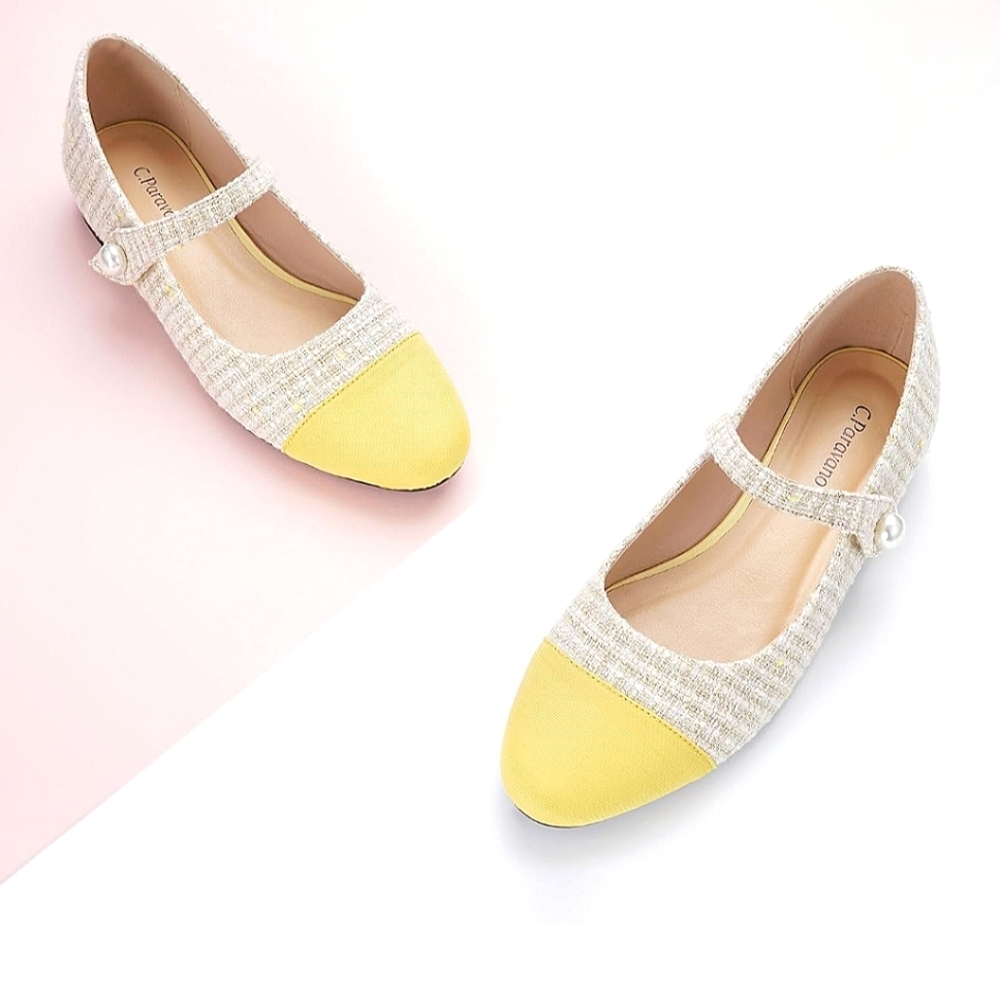 Chic Yellow & Cream Flats by